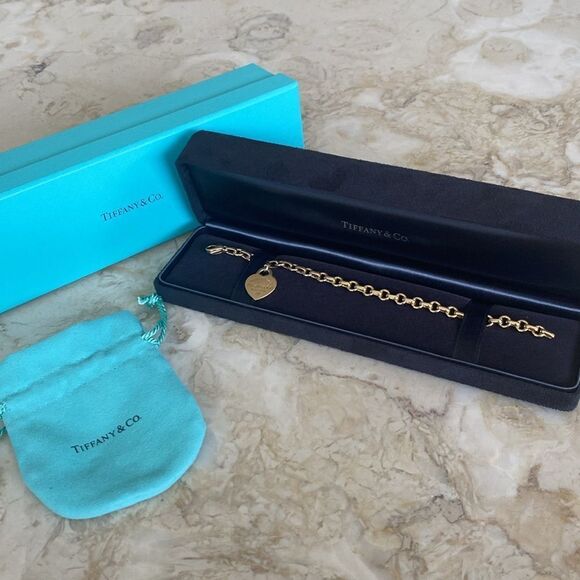 Tiffany & Co. 18K Return To Tiffany Heart Tag Bracelet 19g w/ Case, Box, Dustbag - Picture 7 of 14